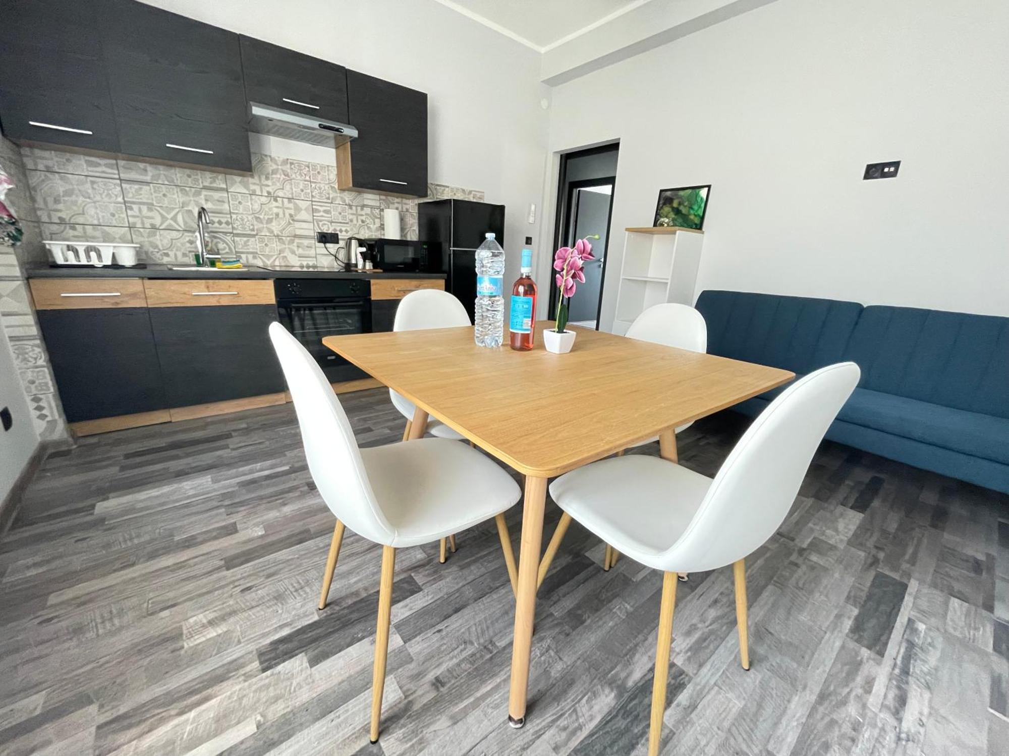 Bardolino Center Apartments מראה חיצוני תמונה